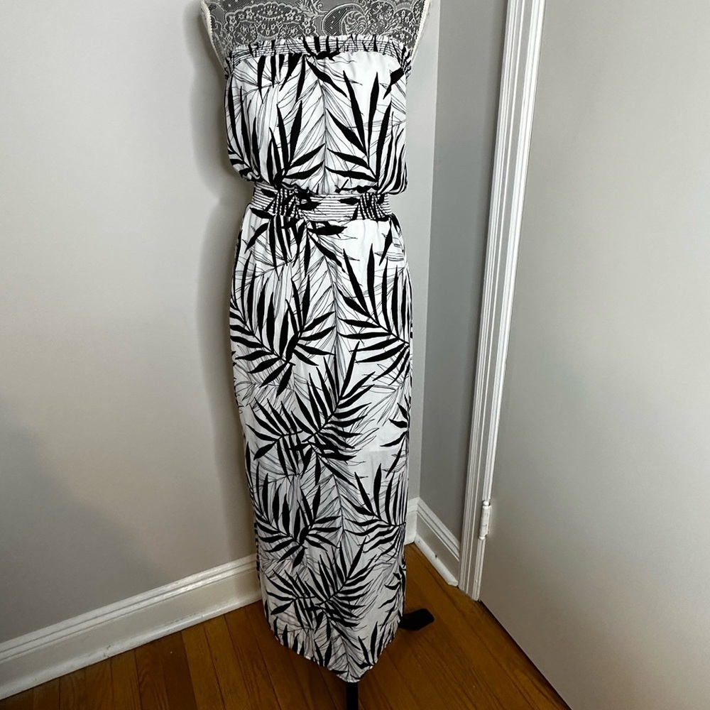 Massimo Bamboo Print Black and White Strapless Maxi Dress. Small/ Petite.